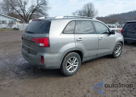 2014 Kia Sorento Lx V6 z USA, uszkodzony, nr VIN 5XYKT4A76EG531384